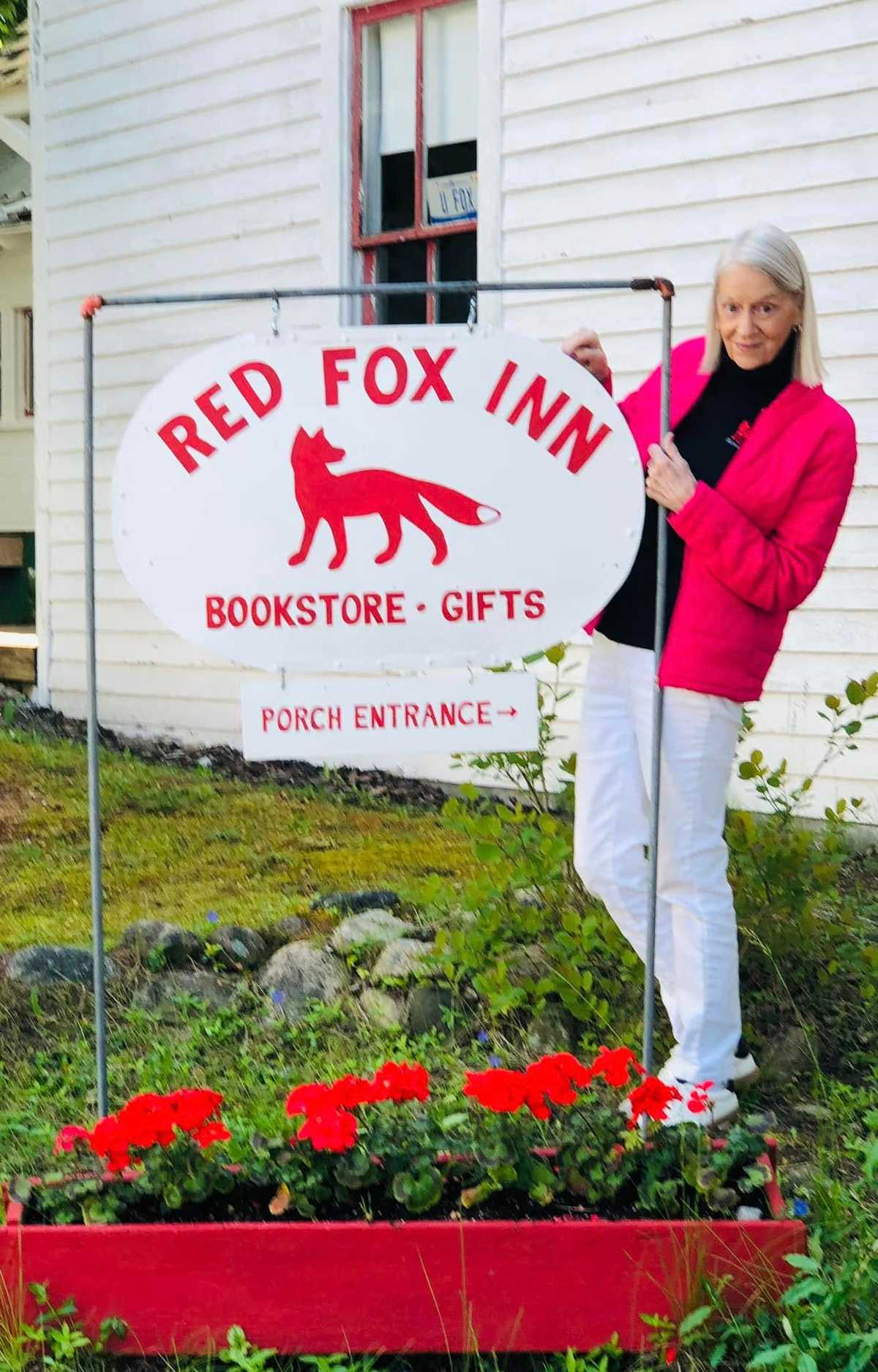 Great Lakes nature writers, Lake Michigan authors, Hemingway favorite places, Hemingway country, Lake Charlevoix, Lake Walloon, Red Fox Bookstore, Horton Bay general store, Michigan lore